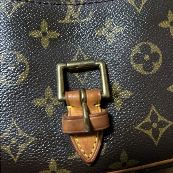 Louis Vuitton Sologne Vintage Crossbody Bag **Authentic - Picture 12 of 17
